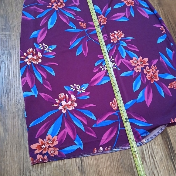 Calvin Klein Sheath Floral Dress Purple Blue Red Size 6 Knee Length Fitted - Picture 7 of 9